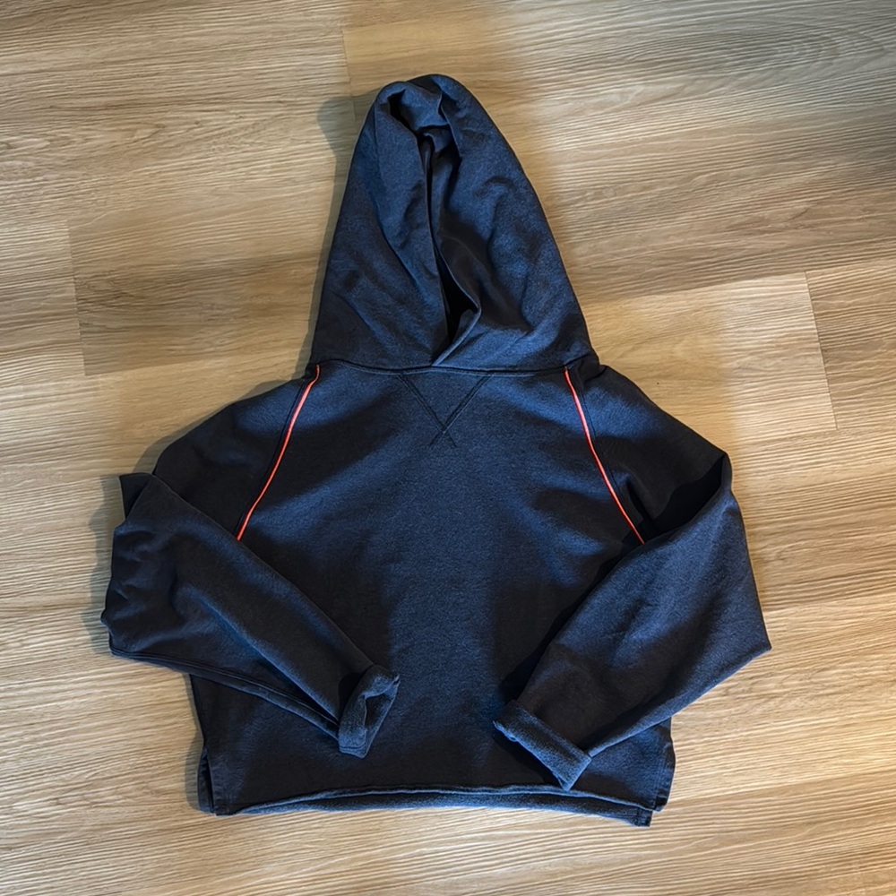 Lululemon Athletica navy cropped hoodie